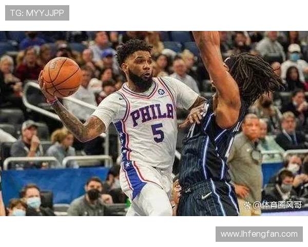 鲍威尔称赞德鲁史密斯替补表现出色总能在关键时刻发挥作用